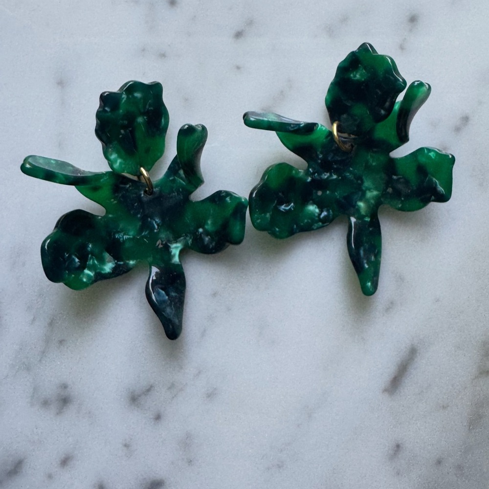 Lele Sadoughi Green Floral Resin Earrings